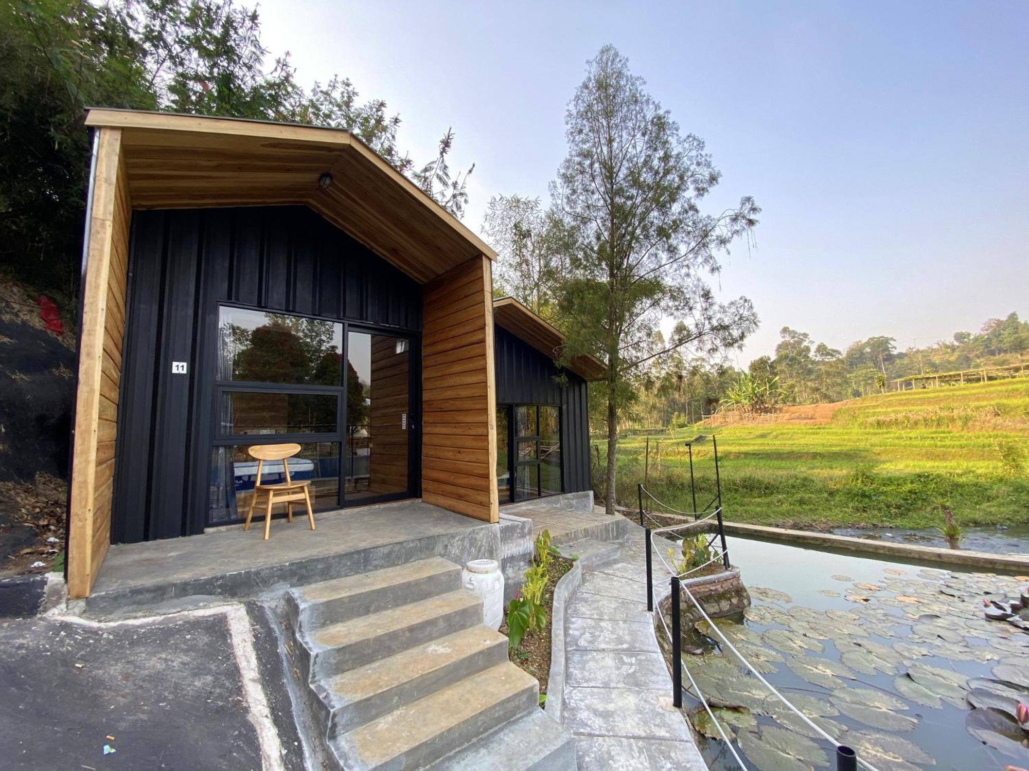 Shine River Ciwidey Exterior photo