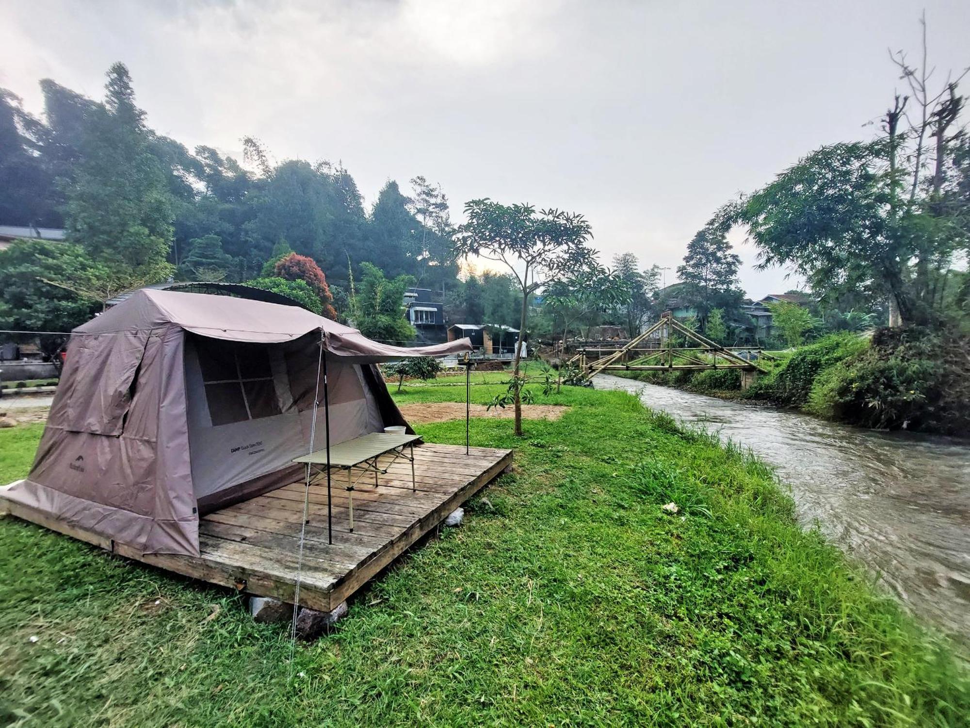 Shine River Ciwidey Exterior photo